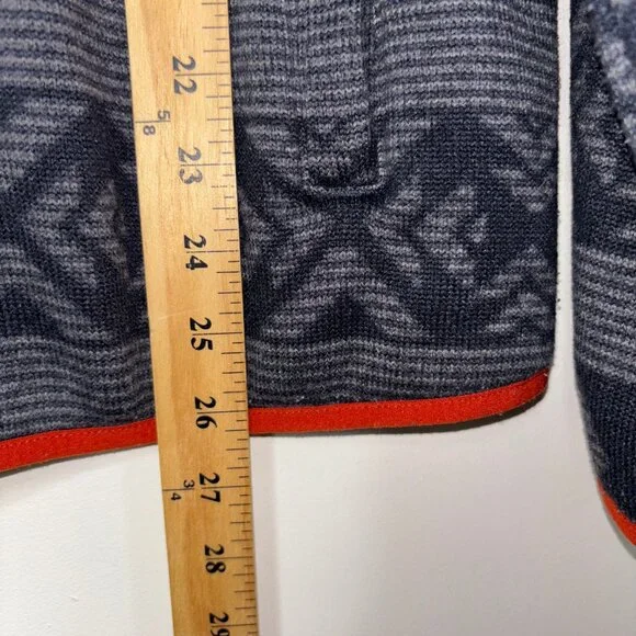 LL Bean Men's L  Snap Front Sweater Fleece Gray Geometric Aztec - Picture 8 of 10